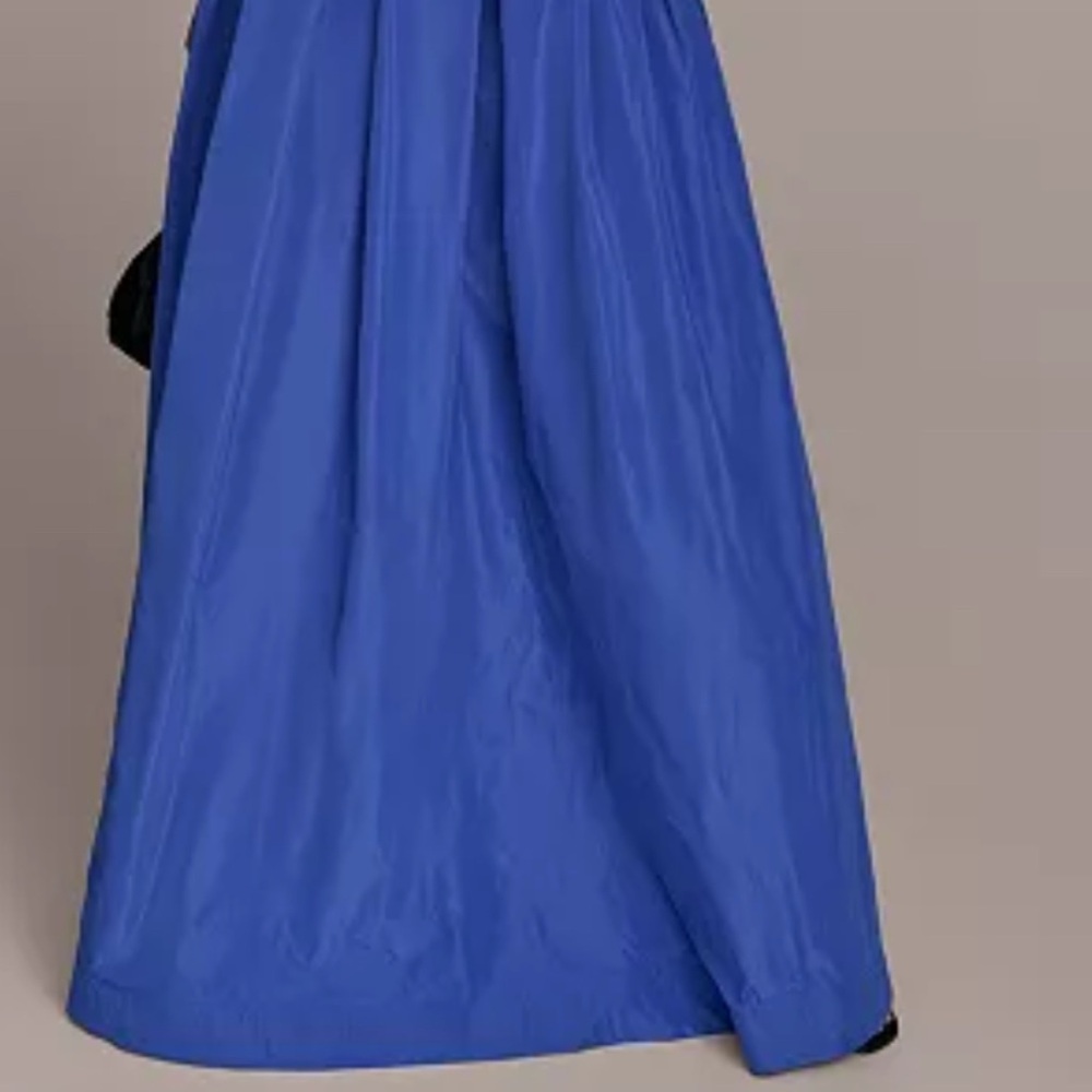 DONNA KARAN ONE-SHOULDER BAWL GOWN - Picture 4 of 4